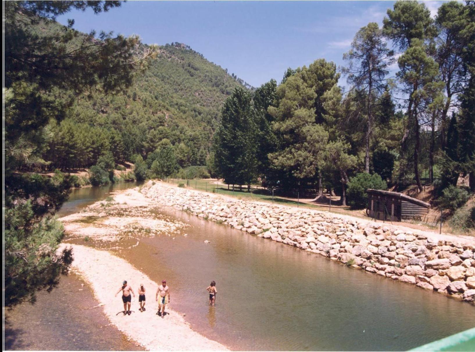 Camping Rural Llanos De Arance Coto Rios